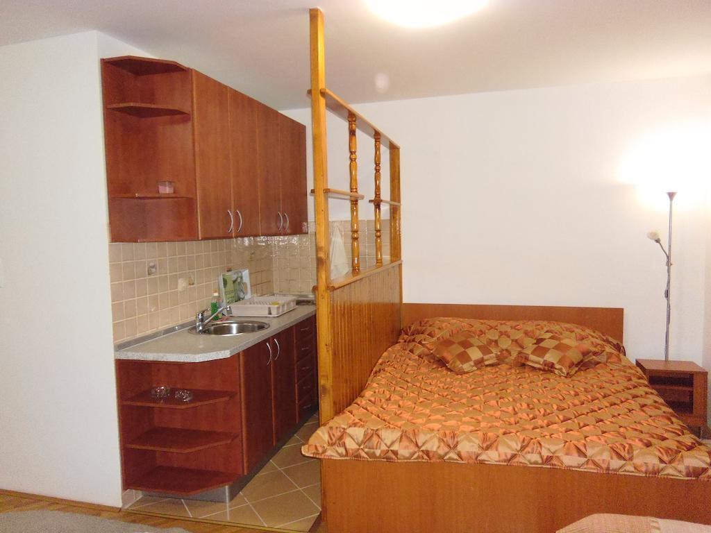 Guesthouse Mali Raj Jahorina Exterior photo